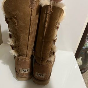 Women Ugg Boots - Bailey Button Triplet II